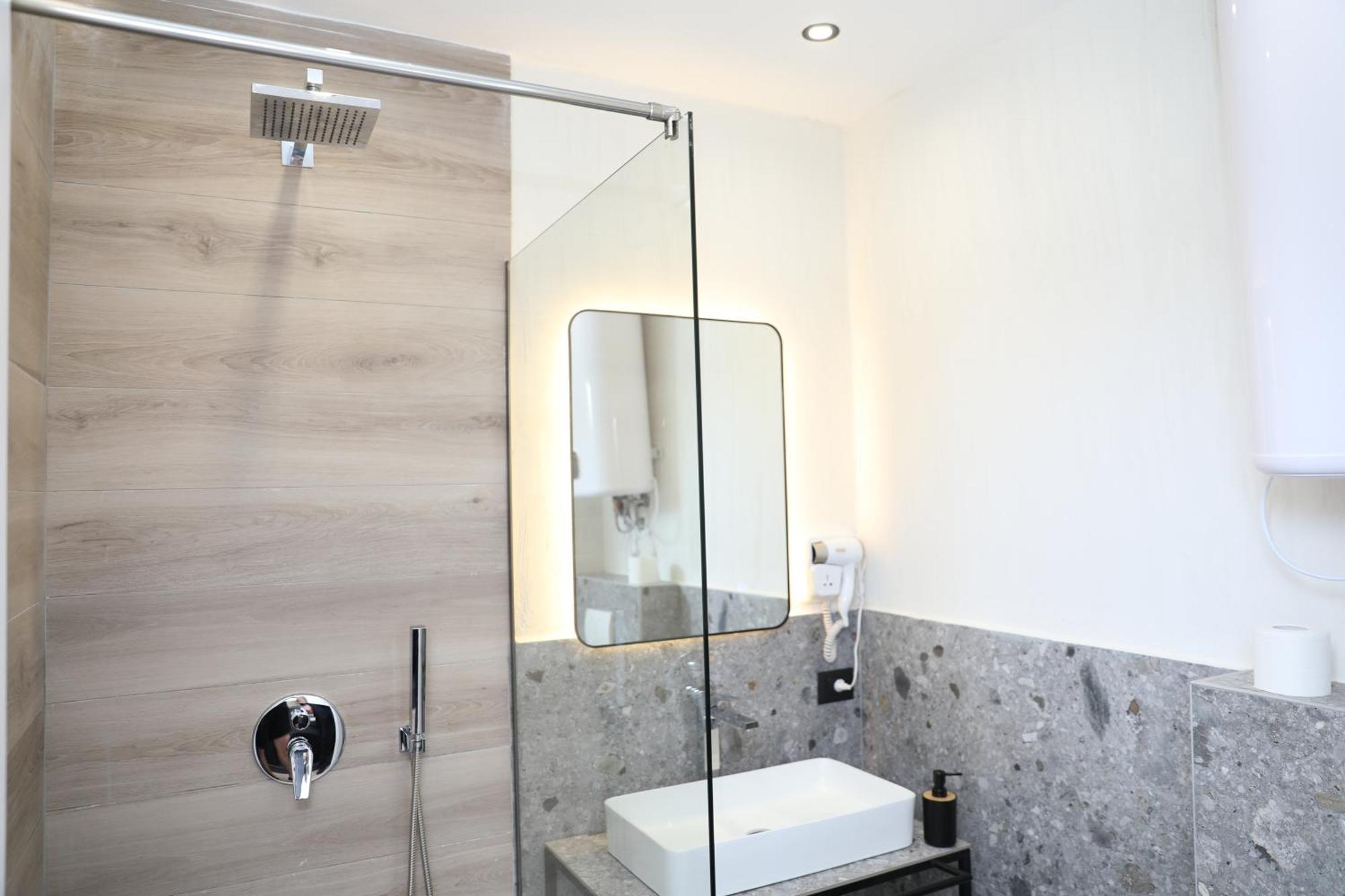 Hotel Scutari Shkodër 외부 사진